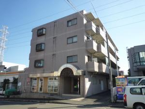 粟飯原マンション